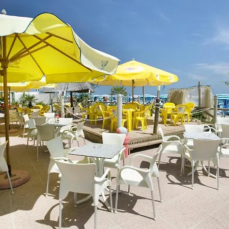 Otel Hotel-residence- Le Dune Breakfast & Private Included 3*