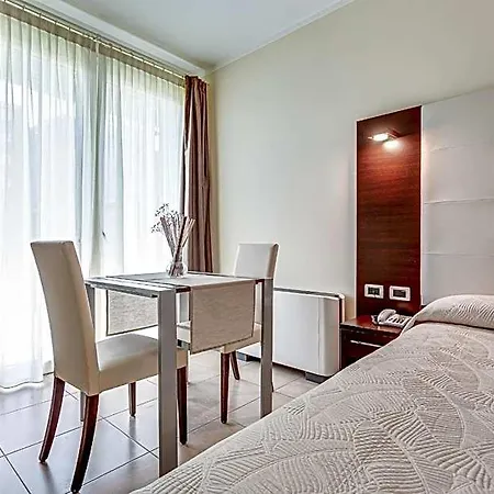 Hotel-residence- Le Dune Breakfast & Private Included Lido Adriano